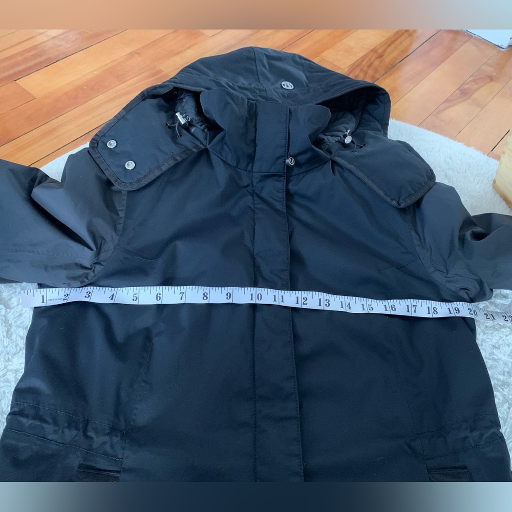 Lululemon Polar Parka - Picture 12 of 16